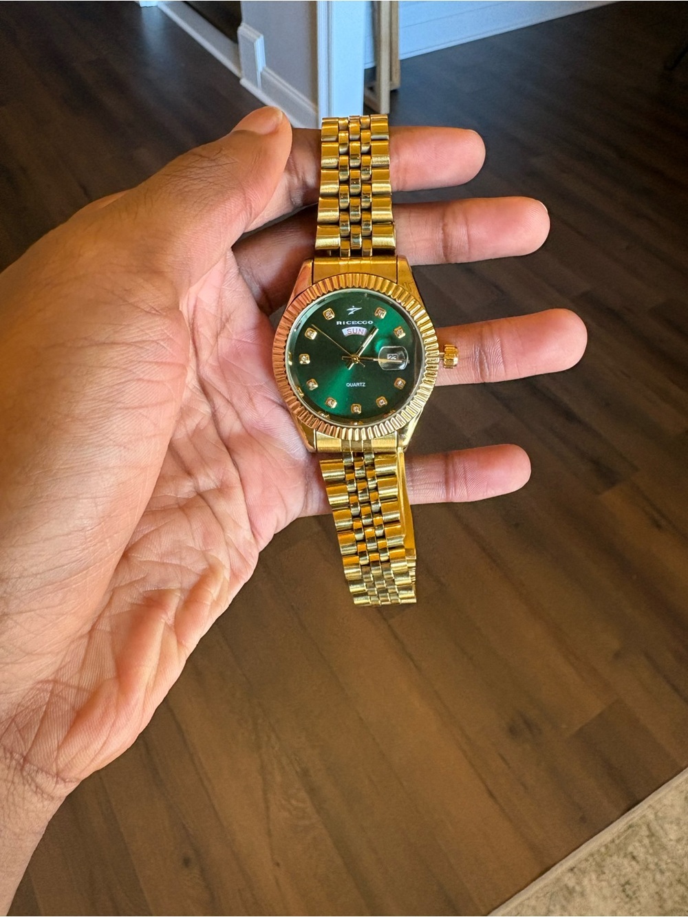Gold Bracelet Men’s Watch with Green Dial